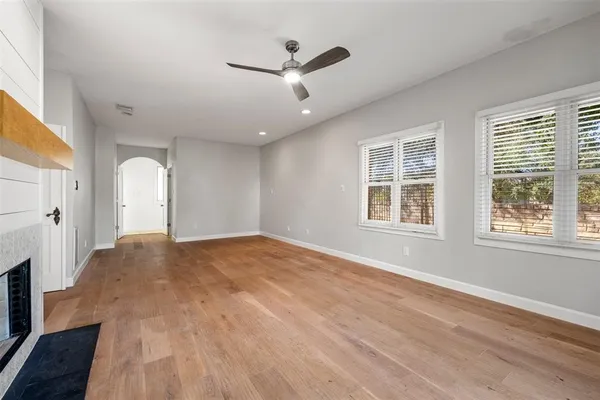 $3,645 | 6 Sunview Road, The Hills, TX 78738