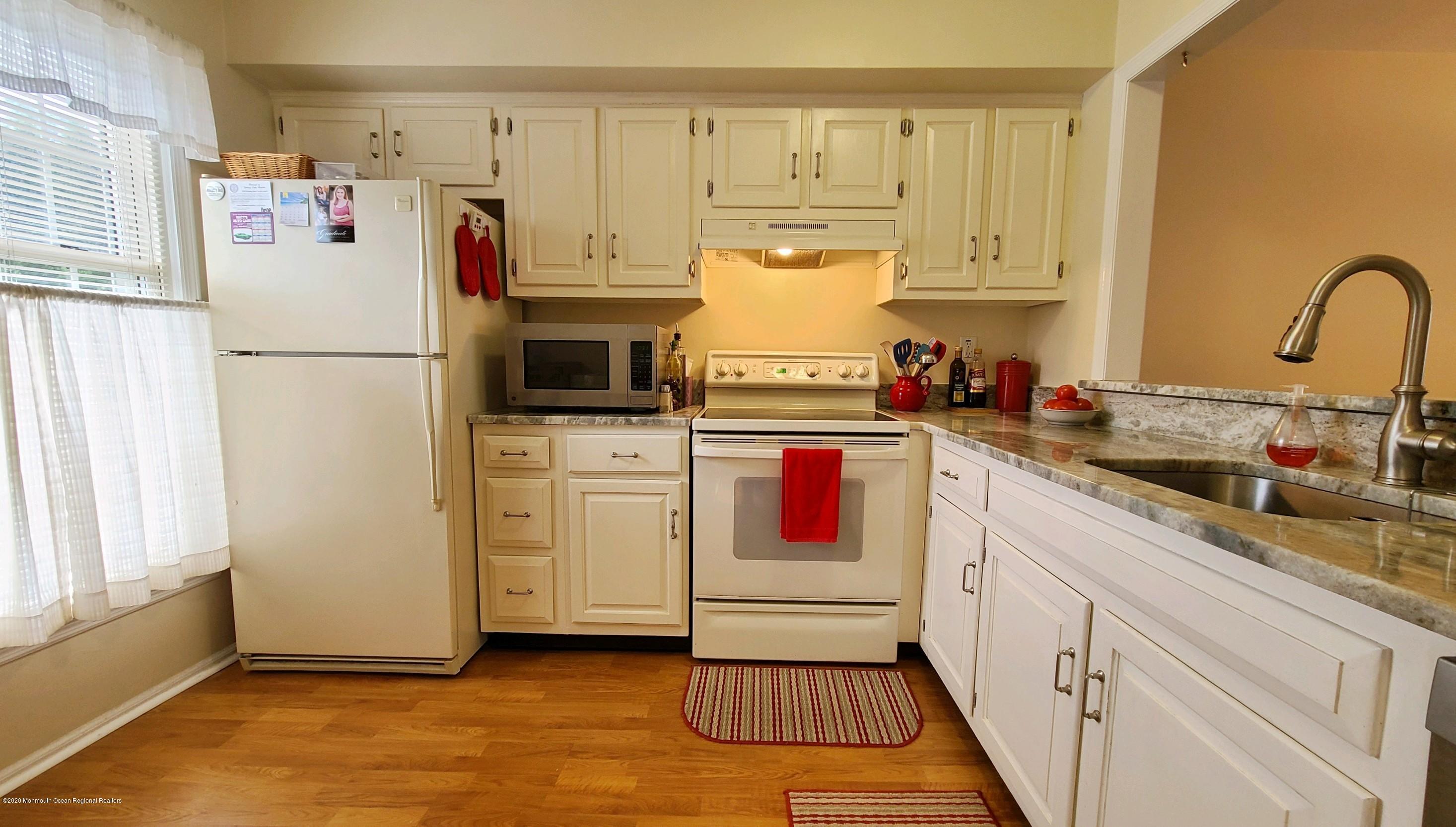 45 Wyckham Road Spring Lake Heights, NJ 07762 - Photo 8 of 23 20200911_103413-01