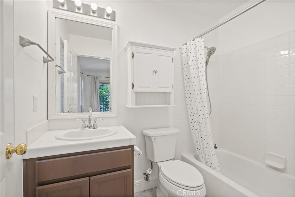 28 Rosenblum Irvine, CA 92602 - Photo 24 of 30 a bathroom with a sink toilet and shower
