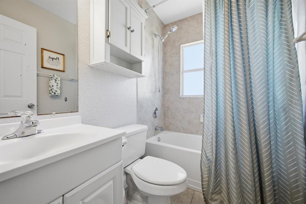 2441 17th Street West Palmetto, FL 34221 - Photo 8 of 12