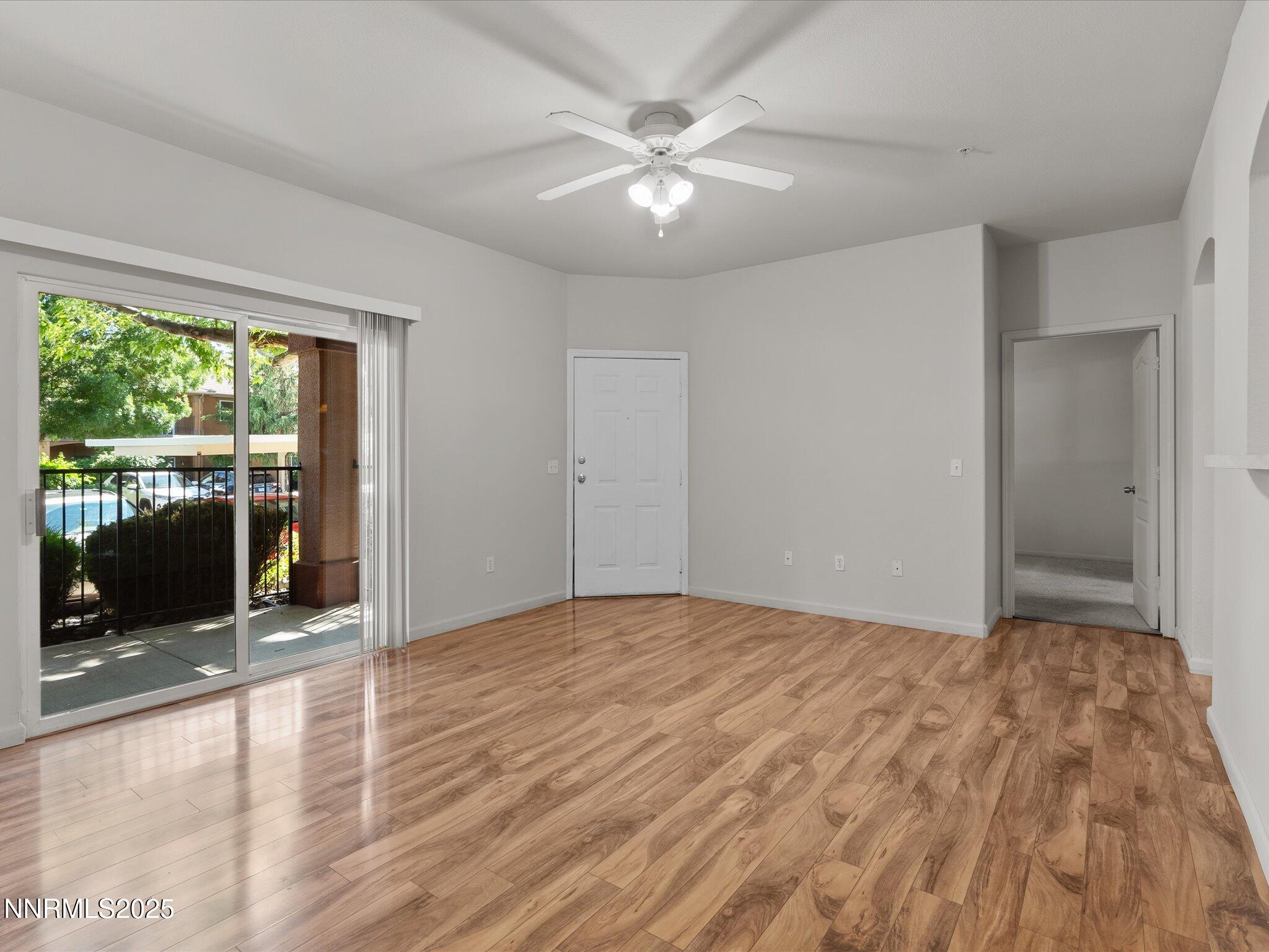 6850 Sharlands Avenue, Unit S1111 Reno, NV 89523 - Photo 4 of 28 06-6850 Sharlands Ave-Unit 1111-105
