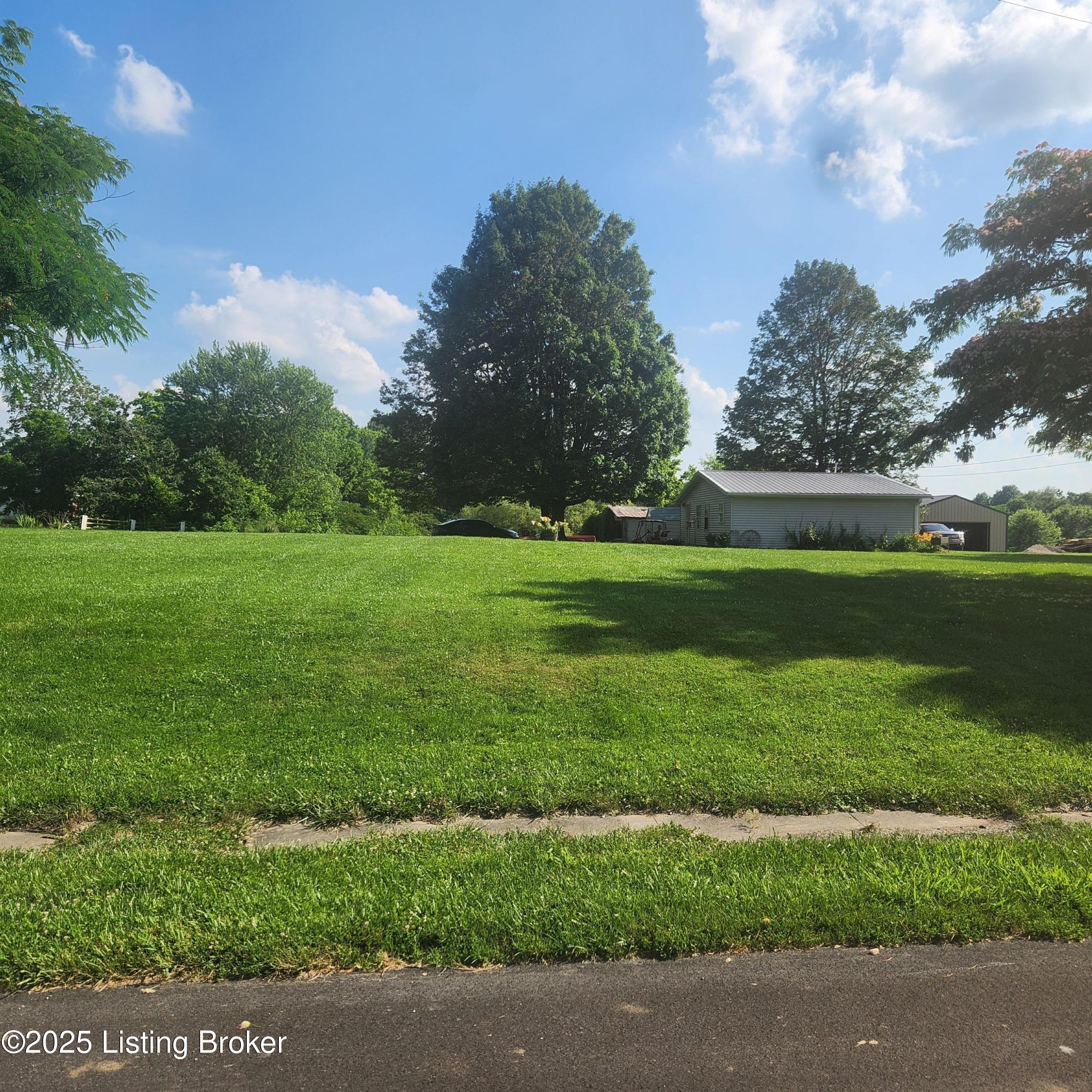 57 McCormack Road Waddy, KY 40076 - Photo 6 of 16 20250625_173952