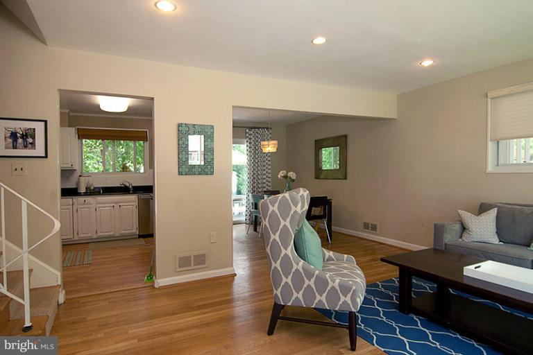 6503 Stoneham Road Bethesda, MD 20817 - Photo 23 of 24 Living Room entry to Kitchen