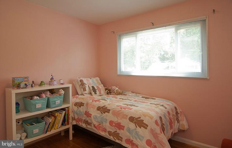 6503 Stoneham Road Bethesda, MD 20817 - Photo 4 of 24 Bedroom #2