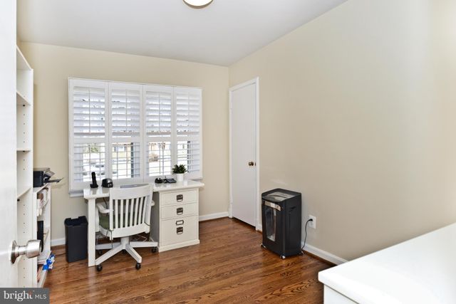 $595,000 | 3163 Patrick Henry Drive, Falls Church, VA 22044