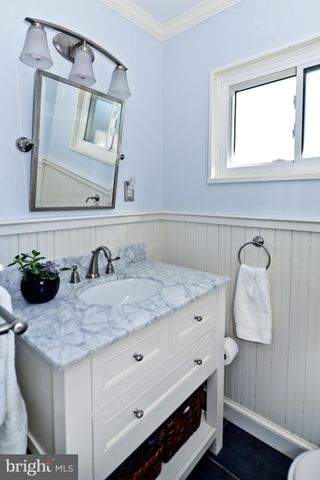 $595,000 | 3163 Patrick Henry Drive, Falls Church, VA 22044