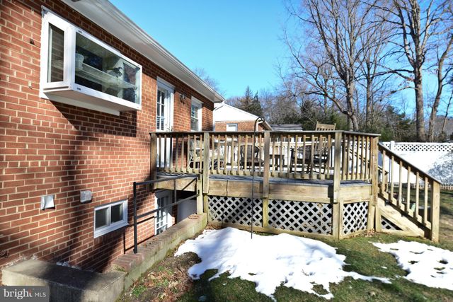 $595,000 | 3163 Patrick Henry Drive, Falls Church, VA 22044