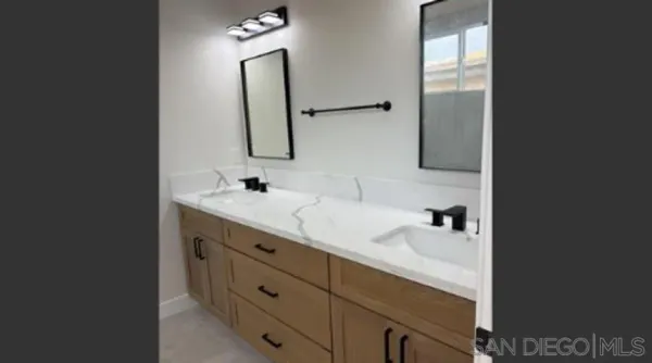 a bathroom with a toilet