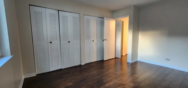 $1,800 | 9461 Bay Colony Drive, Unit 2S, Des Plaines, IL 60016