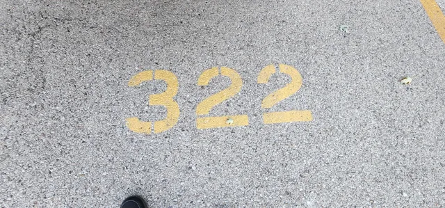 $1,800 | 9461 Bay Colony Drive, Unit 2S, Des Plaines, IL 60016