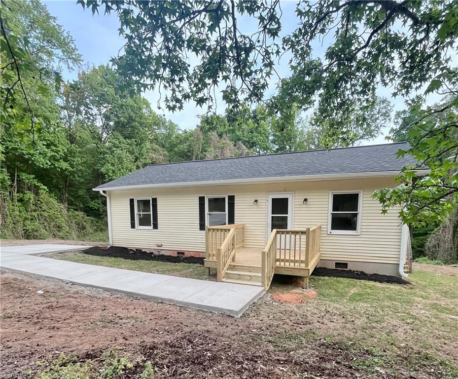 6524 Creek Run Road Walkertown, NC 27051 - Photo 1 of 20