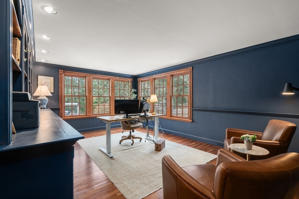 24 Arnold Road Wellesley, MA 02481 - Photo 16 of 41