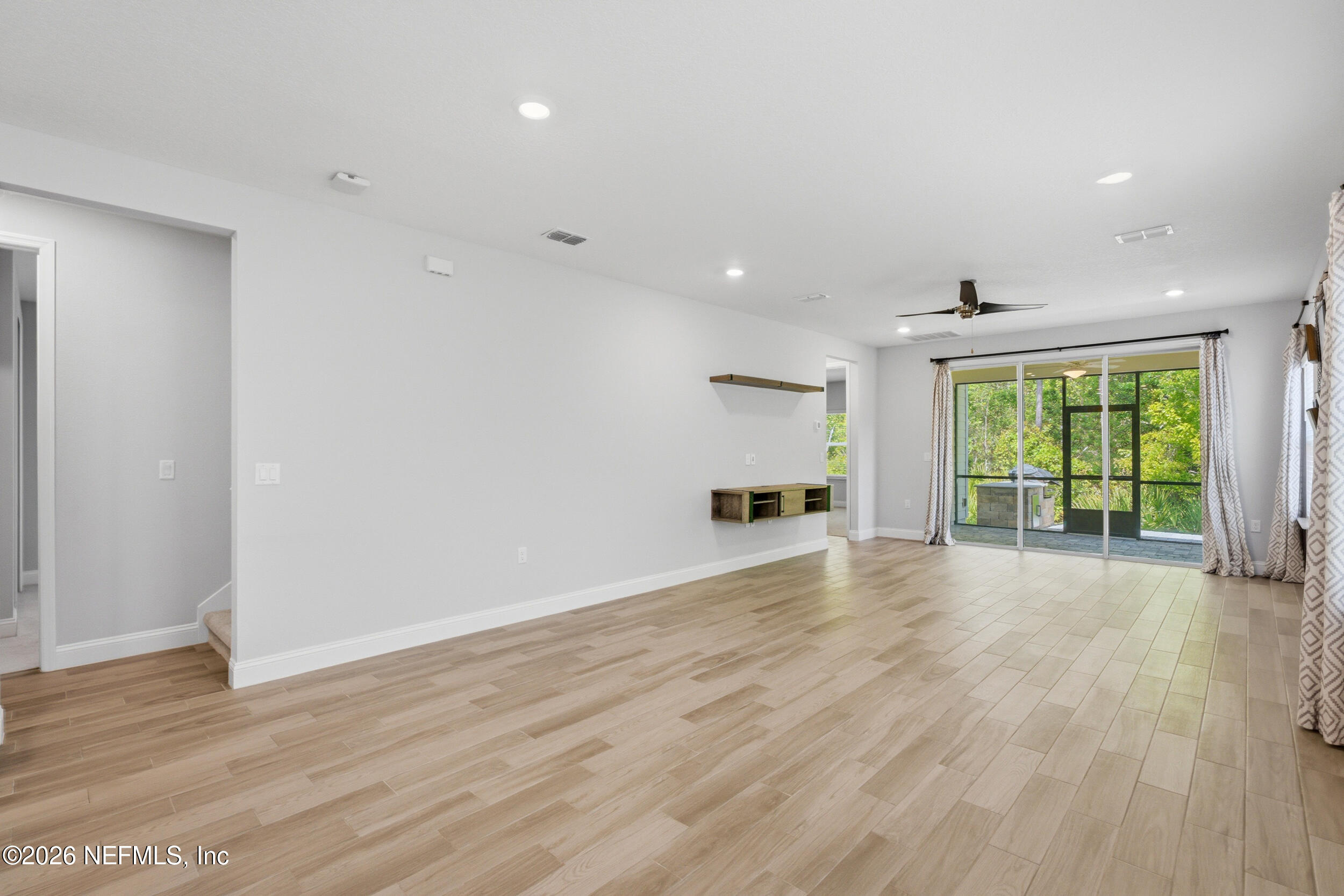 248 Clifton Bay Loop St. Johns, FL 32259 - Photo 14 of 40 homeprimemedia-16