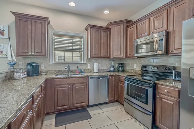 $814,000 | 703 37th Avenue South, North Myrtle Beach, SC 29582