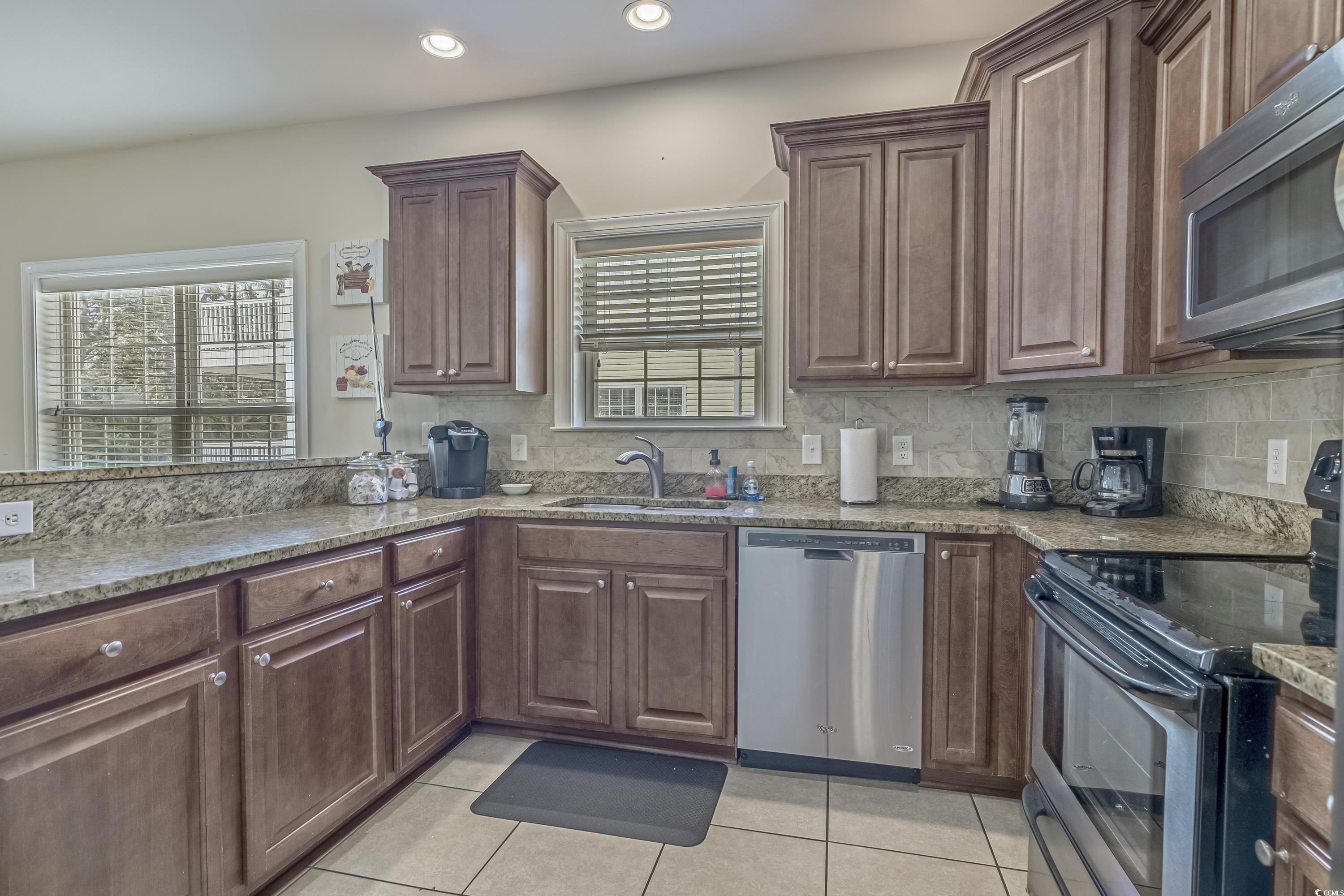 703 37th Avenue South North Myrtle Beach, SC 29582 - Photo 15 of 40