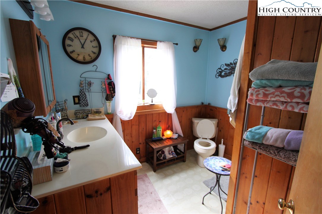 607-609 Norman Road Boone, NC 28607 - Photo 16 of 18 Gallery Image 16
