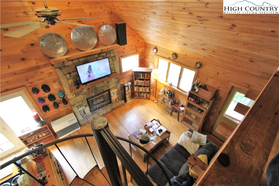 607-609 Norman Road Boone, NC 28607 - Photo 5 of 18 Gallery Image 5