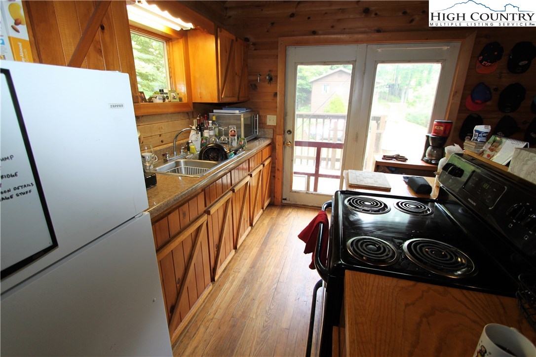 607-609 Norman Road Boone, NC 28607 - Photo 6 of 18 Gallery Image 6