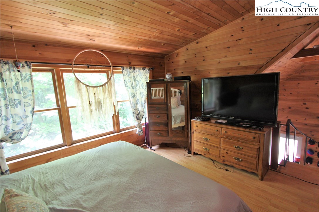 607-609 Norman Road Boone, NC 28607 - Photo 8 of 18 Gallery Image 8