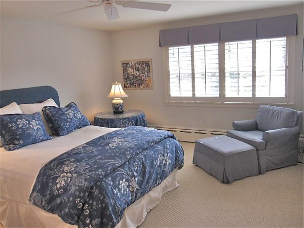 39 Estabrook Road Swampscott, MA 01907 - Photo 13 of 17 Gallery Image 13