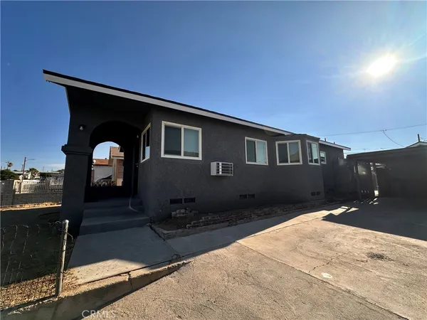$1,450 | 314 Wilshire Place, Barstow, CA 92311