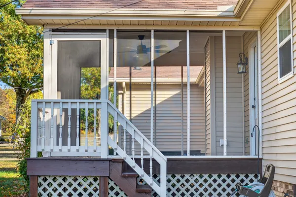 $479,900 | 226 West Biggs Road, Cottontown, TN 37048