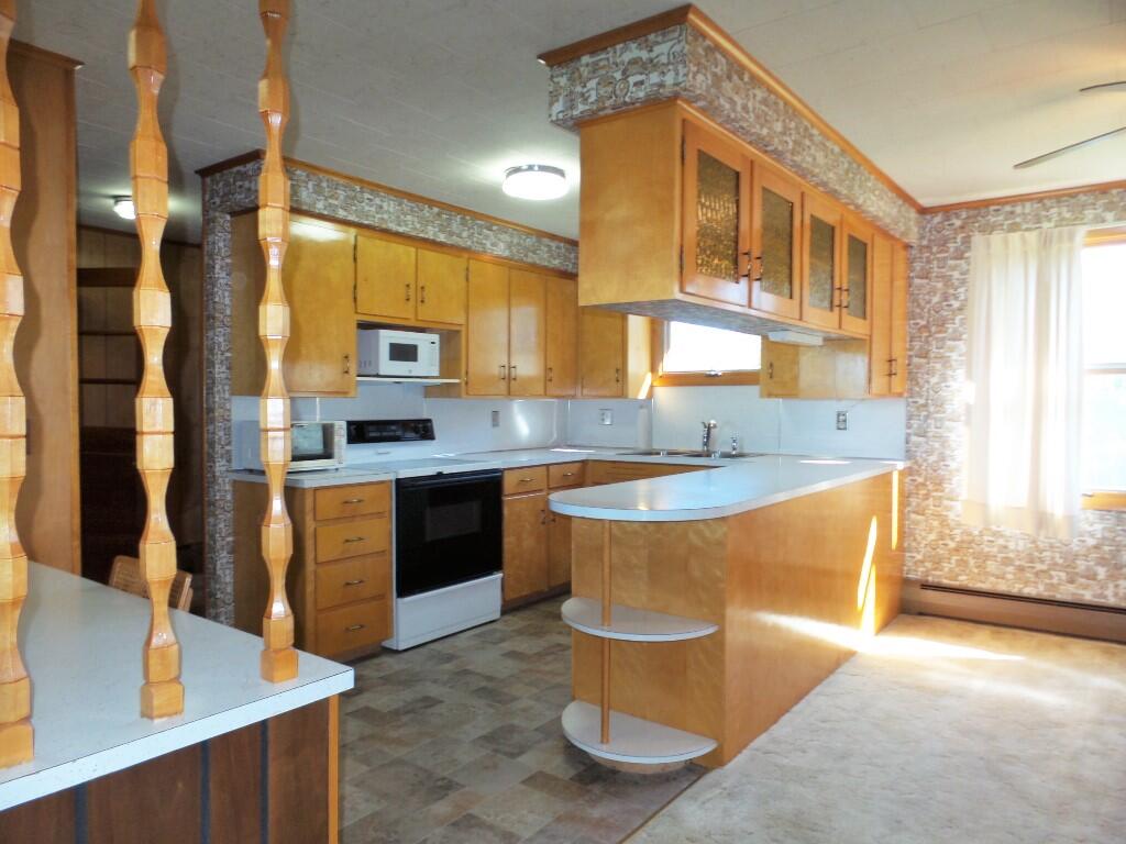 639 Bangor Road Benton, ME 04901 - Photo 7 of 30 Kitchen