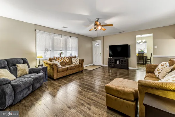 $389,900 | 712 West Wood Avenue, Somerdale, NJ 08083
