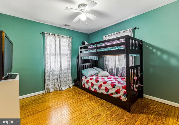 $389,900 | 712 West Wood Avenue, Somerdale, NJ 08083