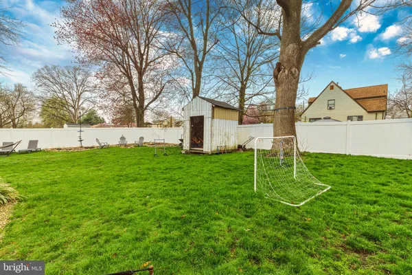 $389,900 | 712 West Wood Avenue, Somerdale, NJ 08083
