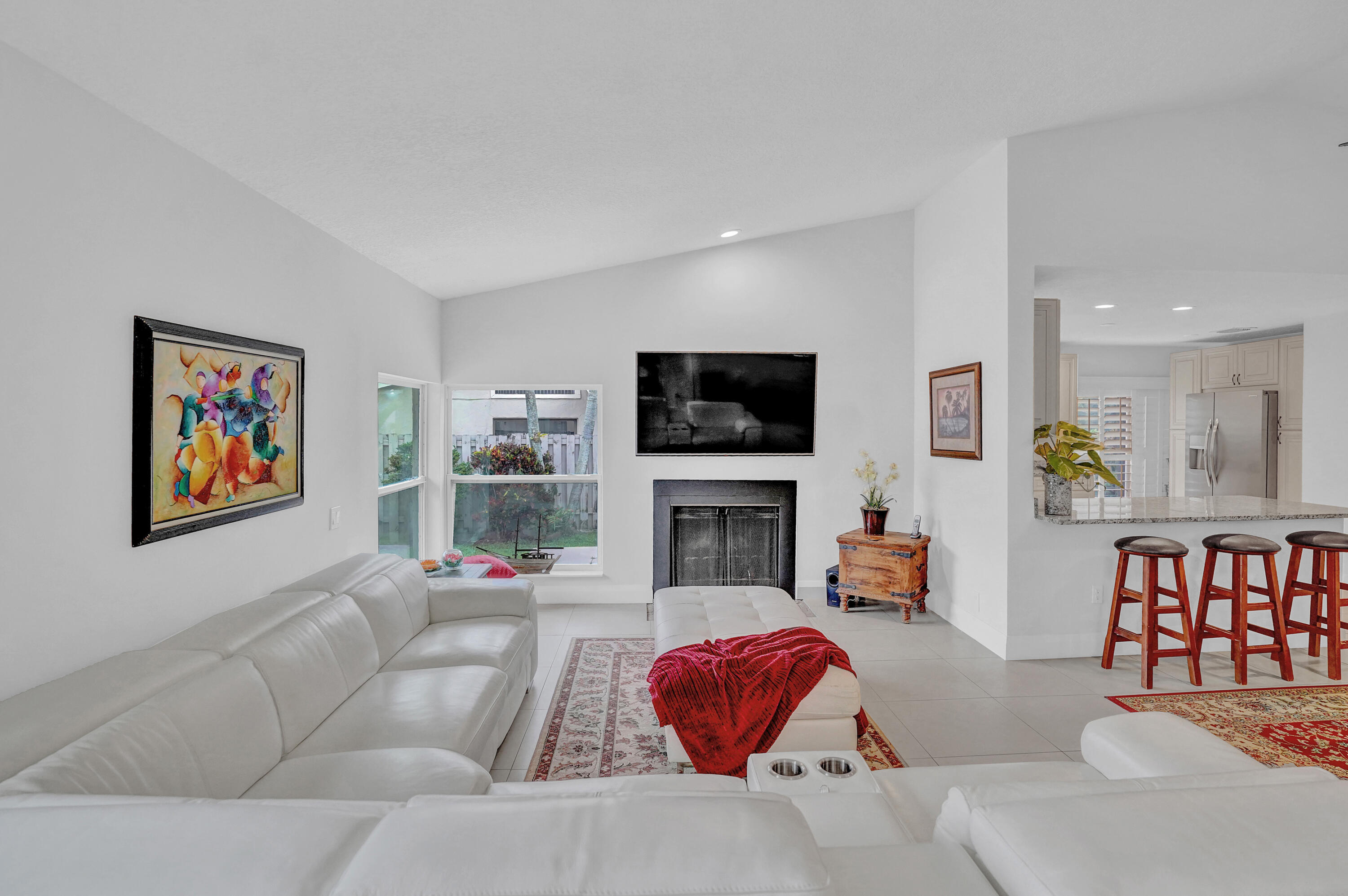 7680 Stanway Place Boca Raton, FL 33433 - Photo 6 of 30 LIVING ROOM