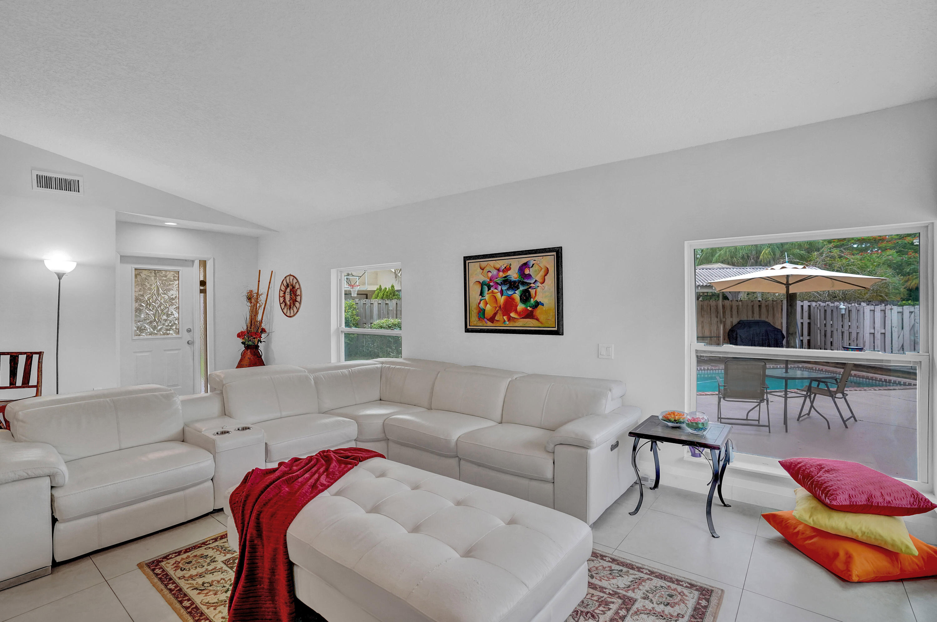 7680 Stanway Place Boca Raton, FL 33433 - Photo 10 of 30 LIVING ROOM