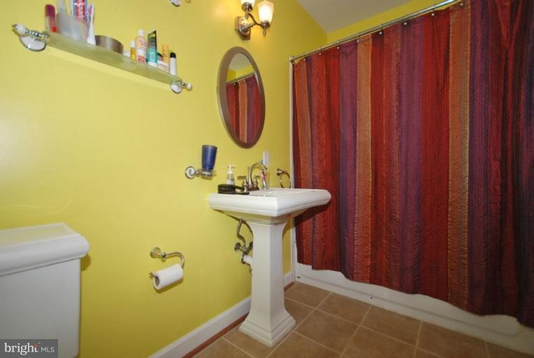 99 Rhode Island Avenue Northeast Washington, DC 20002 - Photo 17 of 24 Master Bath