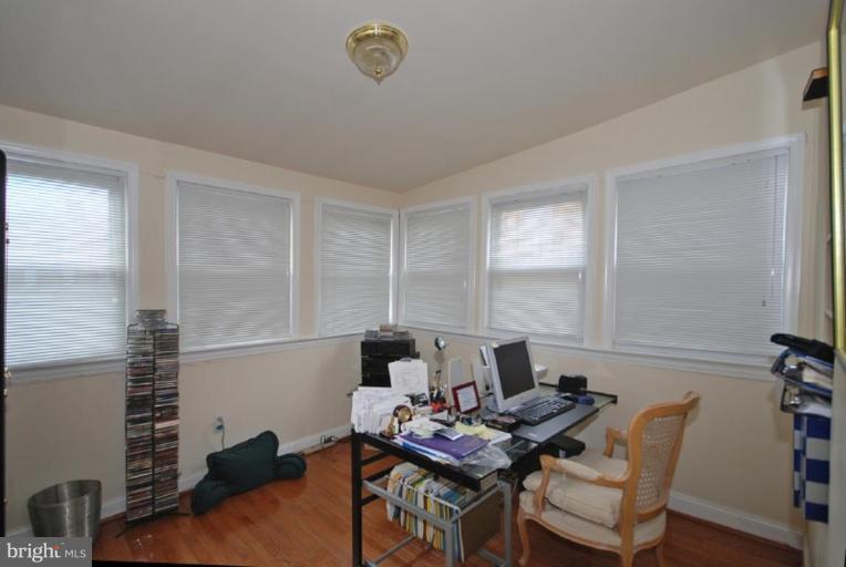 99 Rhode Island Avenue Northeast Washington, DC 20002 - Photo 22 of 24 Home Office