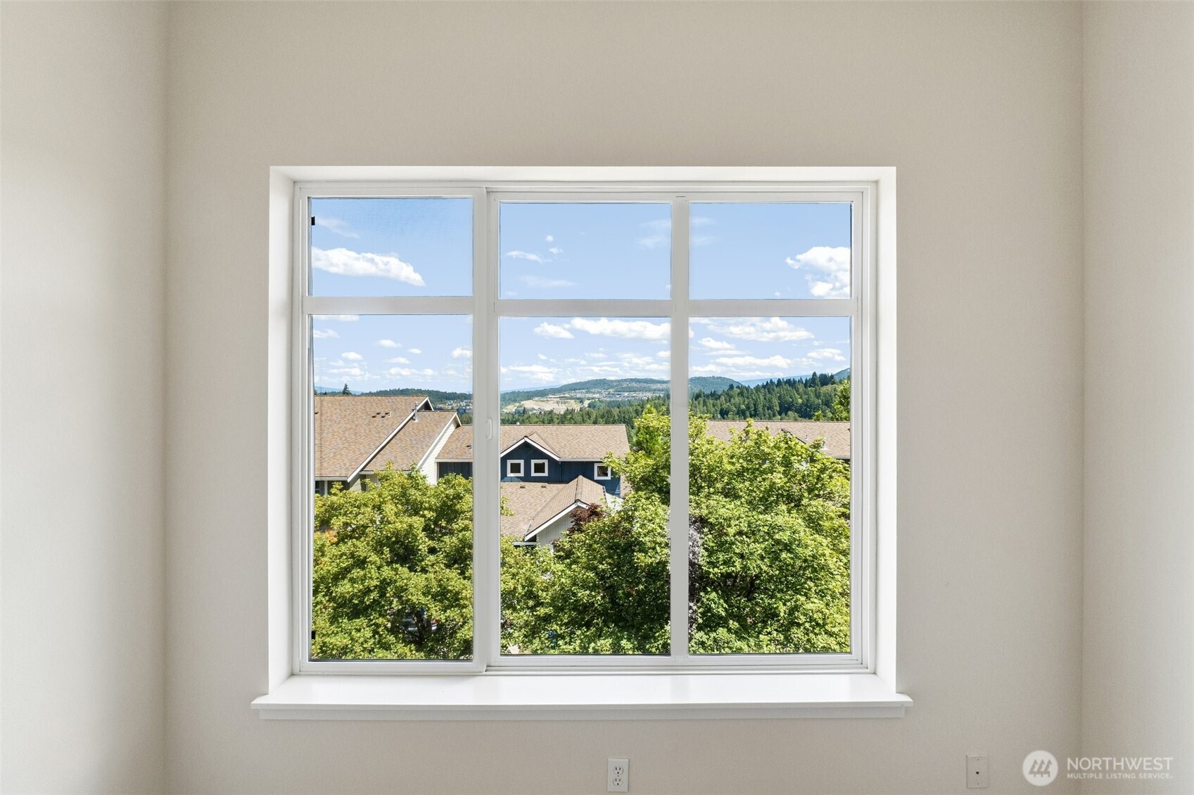 93 Sky Ridge Road Northwest, Unit 505 Issaquah, WA 98027 - Photo 25 of 37 Gallery Image 25