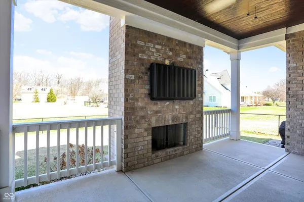 $960,000 | 11240 East 106th Street, Fishers, IN 46037