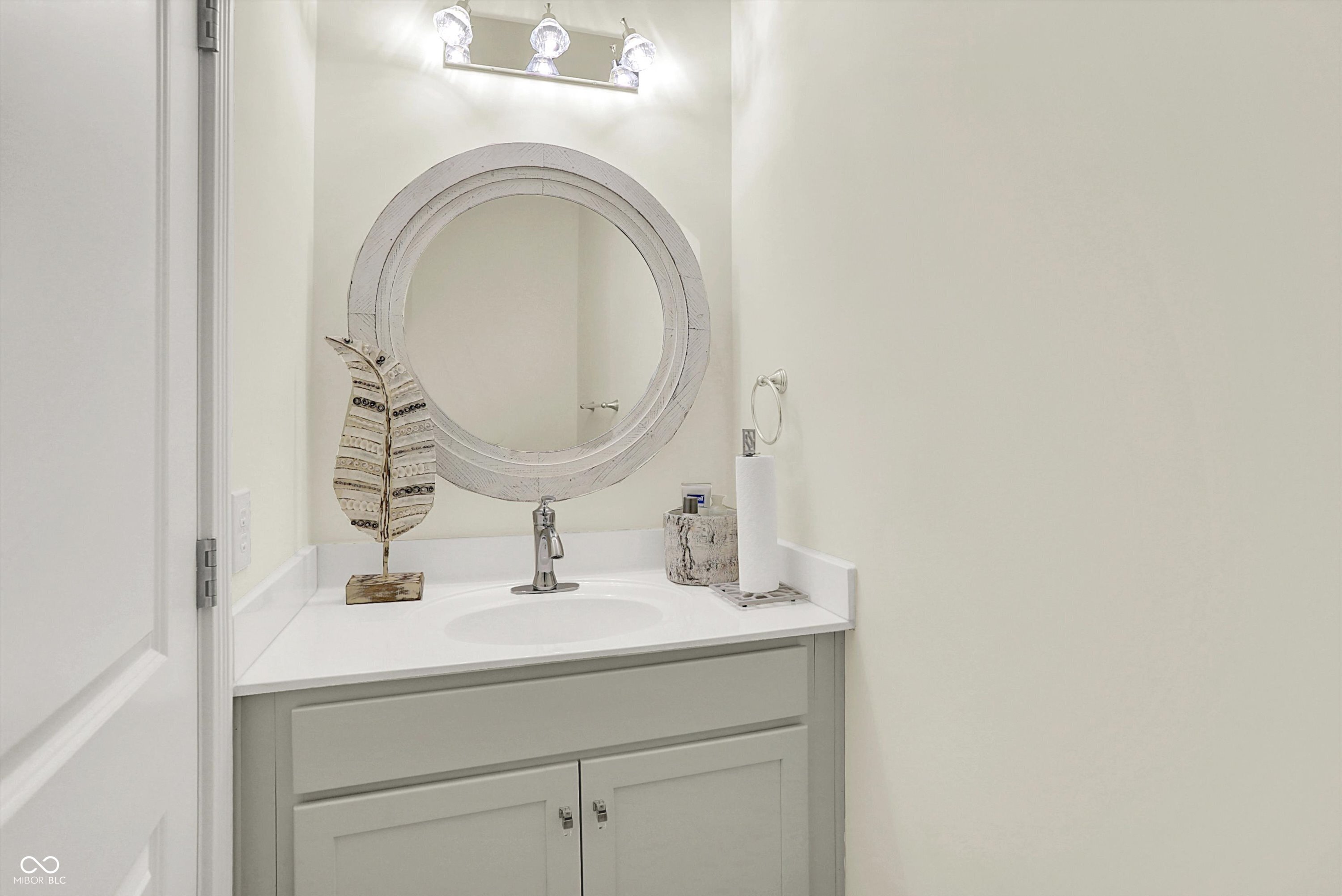 11240 East 106th Street Fishers, IN 46037 - Photo 9 of 28