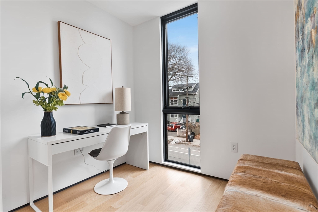 80 Alpine Street Cambridge, MA 02138 - Photo 25 of 41 a workspace with furniture and window