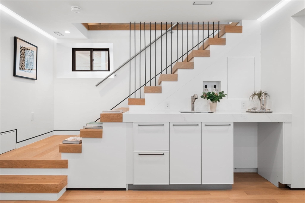 80 Alpine Street Cambridge, MA 02138 - Photo 33 of 41 a view of entryway and hall