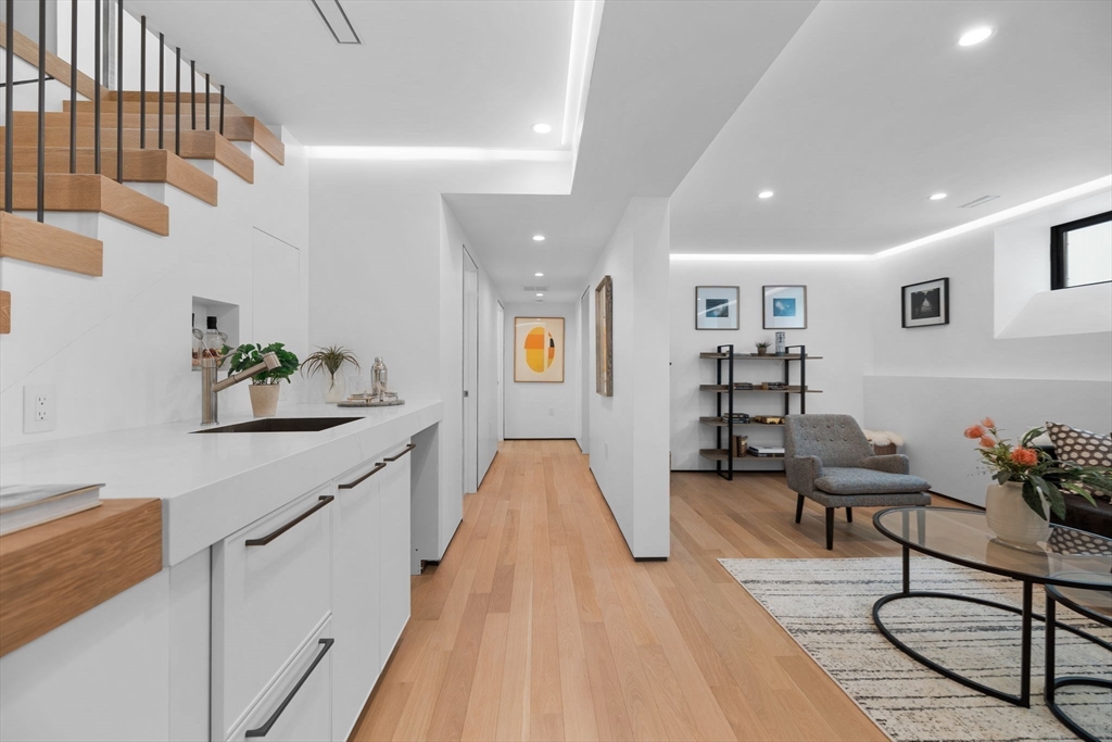 80 Alpine Street Cambridge, MA 02138 - Photo 34 of 41 a living room with furniture