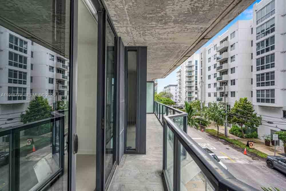 201 Southwest 17th Road, Unit 302 Miami, FL 33129 - Photo 16 of 27 Photo 16
