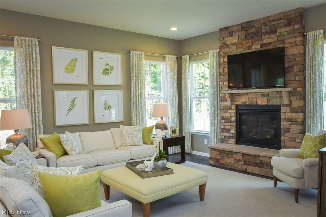 3034 Stonehurst Road Uniontown, OH 44685 - Photo 3 of 14 Gallery Image 3