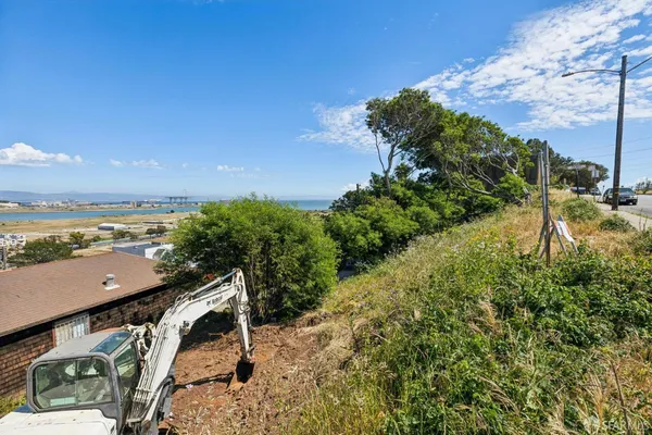 $568,000 | 778 Jamestown Avenue, San Francisco, CA 94124