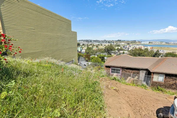 $568,000 | 778 Jamestown Avenue, San Francisco, CA 94124