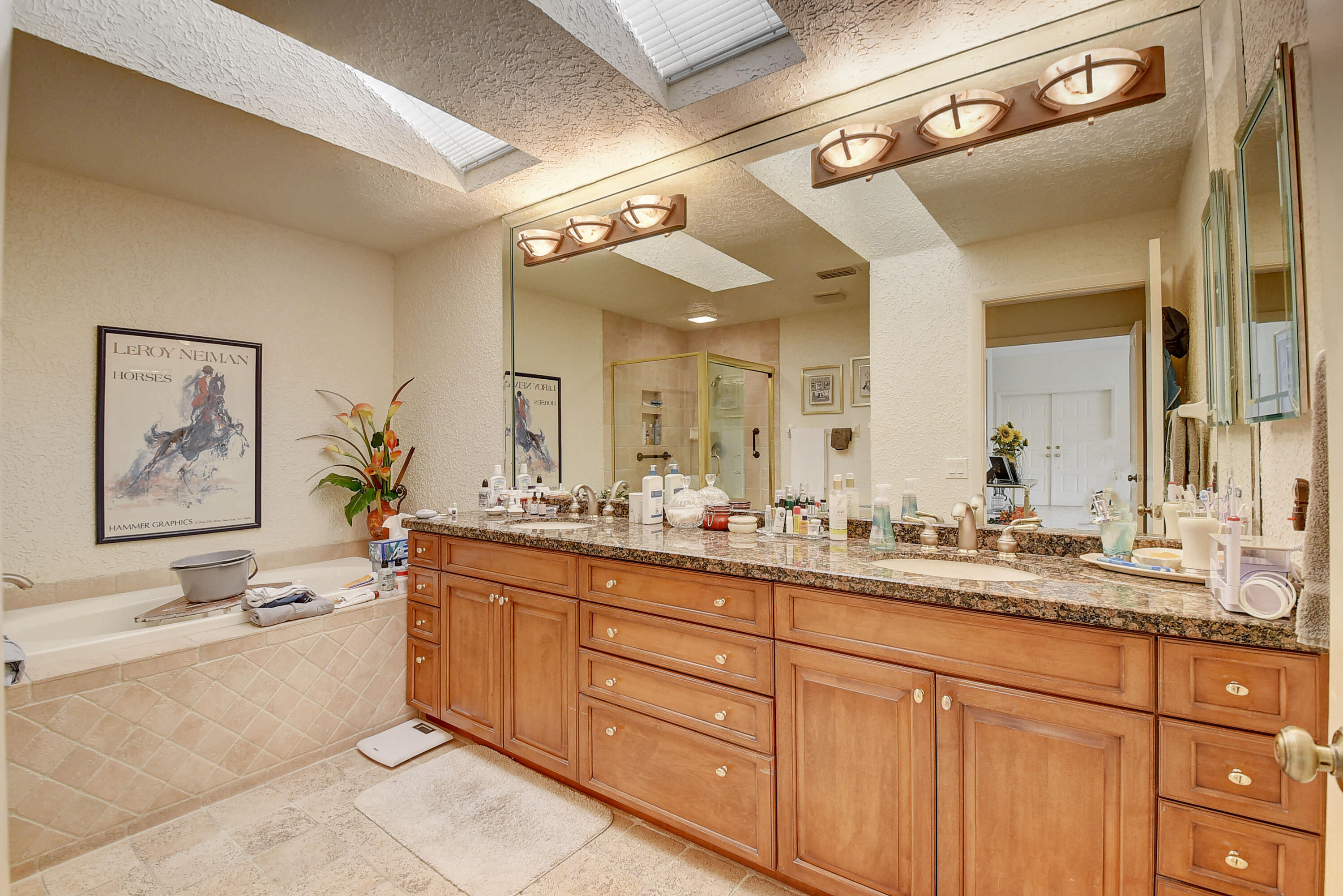 11228 Cloverleaf Circle Boca Raton, FL 33428 - Photo 15 of 54 Master Bath
