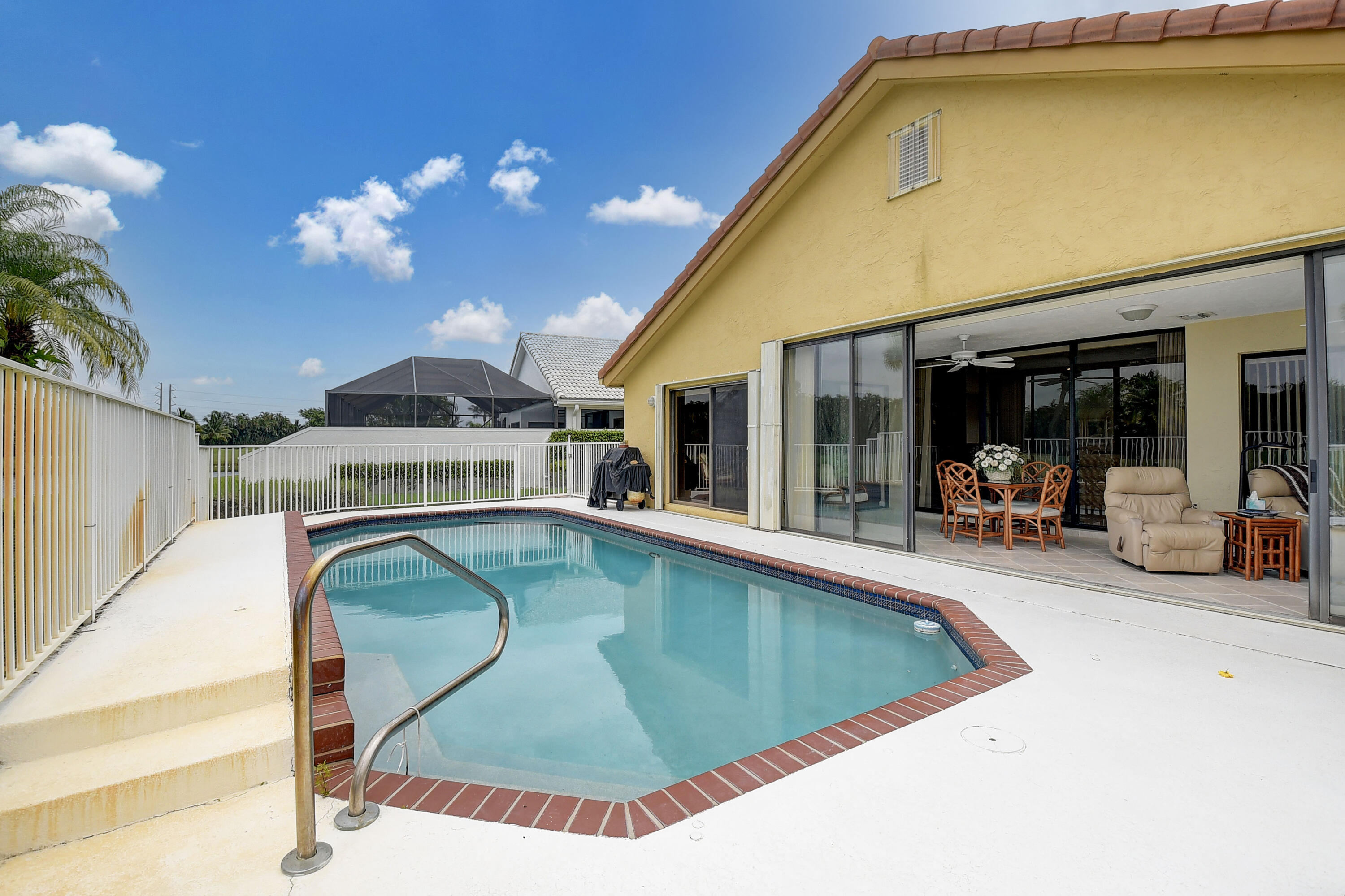 11228 Cloverleaf Circle Boca Raton, FL 33428 - Photo 24 of 54 Pool