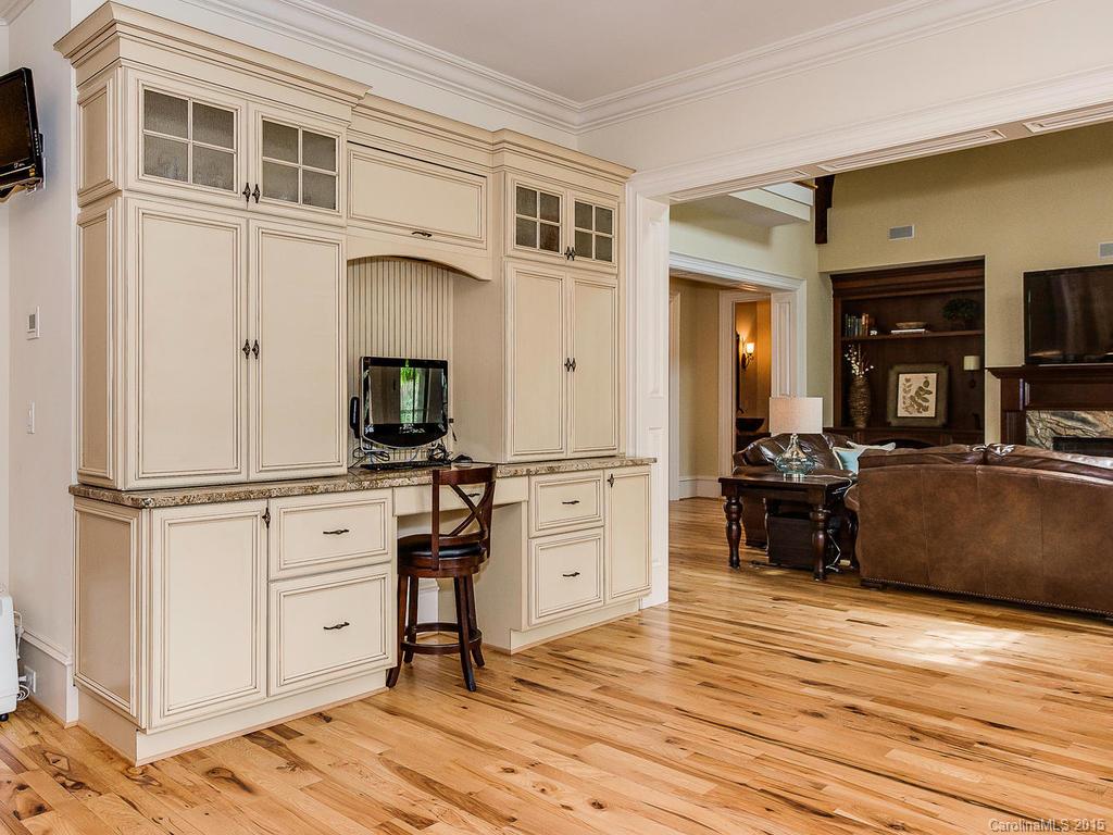4322 Sharon View Road Charlotte, NC 28226 - Photo 13 of 24 Gallery Image 13