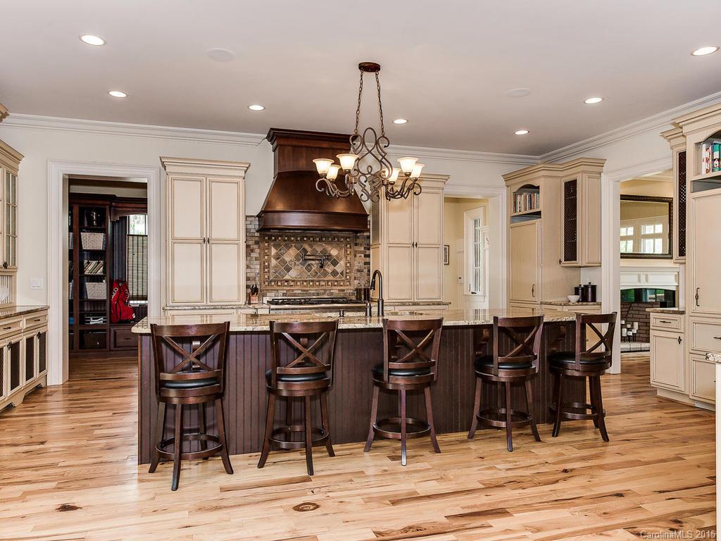 4322 Sharon View Road Charlotte, NC 28226 - Photo 9 of 24 Gallery Image 9