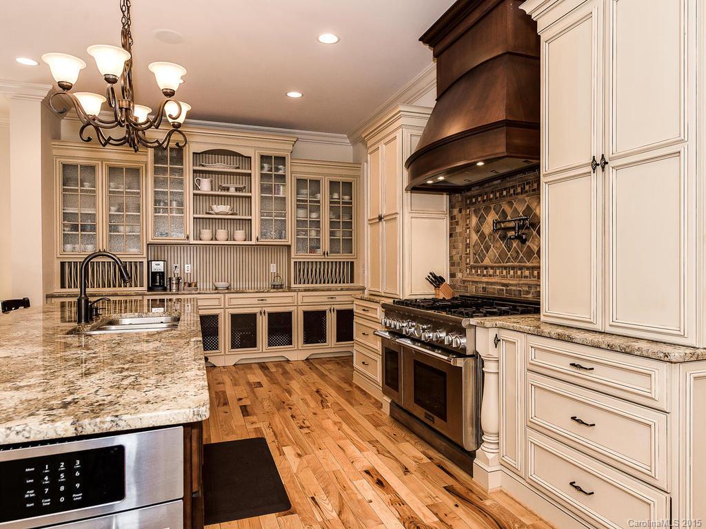 4322 Sharon View Road Charlotte, NC 28226 - Photo 10 of 24 Gallery Image 10