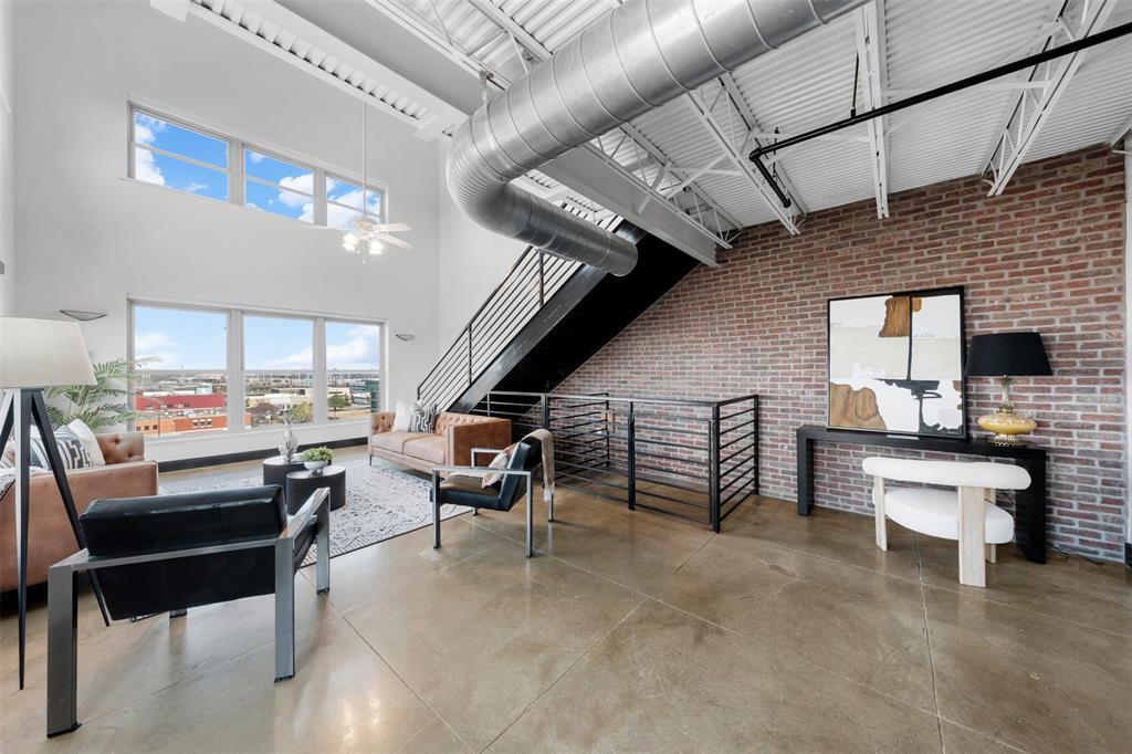 219 South 4th Street, Unit 608 Waco, TX 76701 - Photo 12 of 37 a workspace with furniture